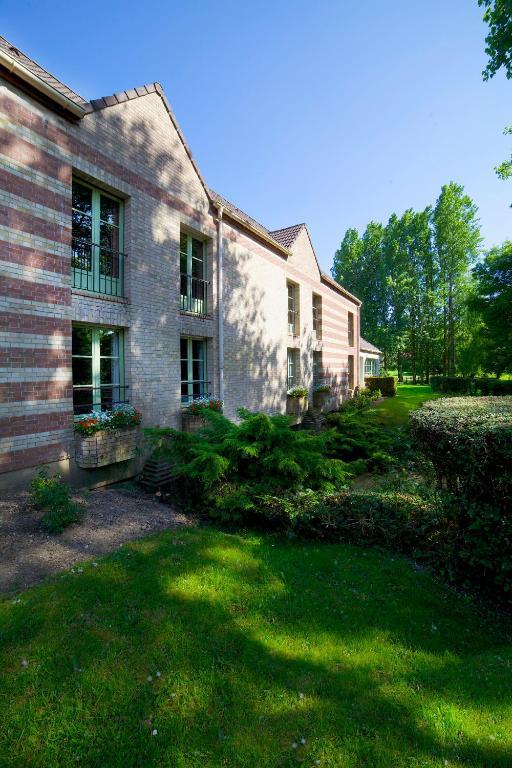 Hotel Le Domaine De Mombreux à Lumbres Extérieur photo